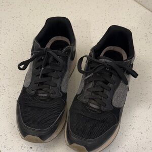 Women's Black and Gray Athletic Shoes